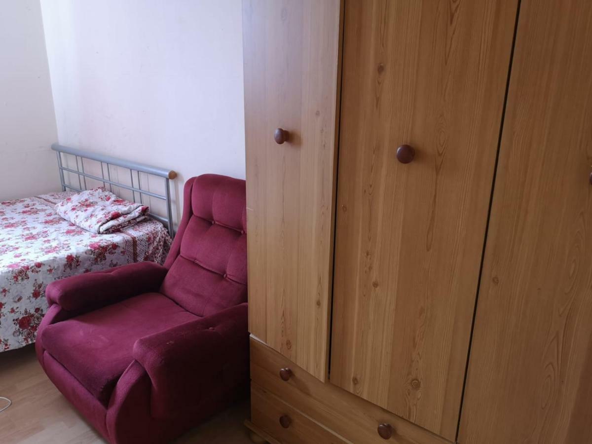 Gazde/Camere de închiriat Double Bed @clapham *